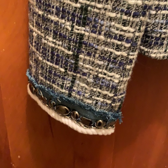 Jacket - Picture 5 of 5